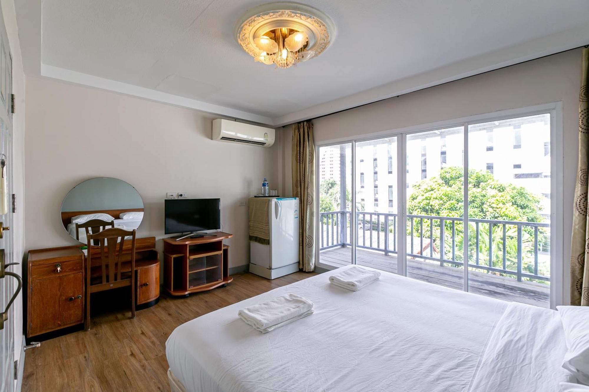 Wong Amat House Hotel Pattaya Exterior photo